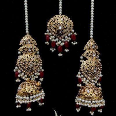 Maiza earrings tikka